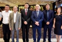 余鹏总领事出席巴西温州同乡联谊会新年联欢活动