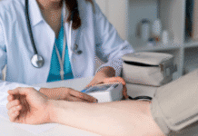 中国建成全球最大疾病预防控制体系