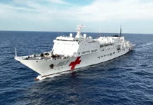 巴西批准中国海军“丝路方舟”号停靠里约 热点之下的人道合作信号