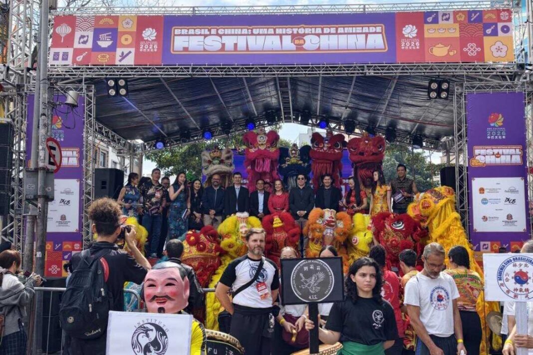 中国文化节开幕式(一) 驻圣保罗副总领事谢炎村出席中国文化节开幕式。图片来源:中华人民共和国驻圣保罗总领事馆